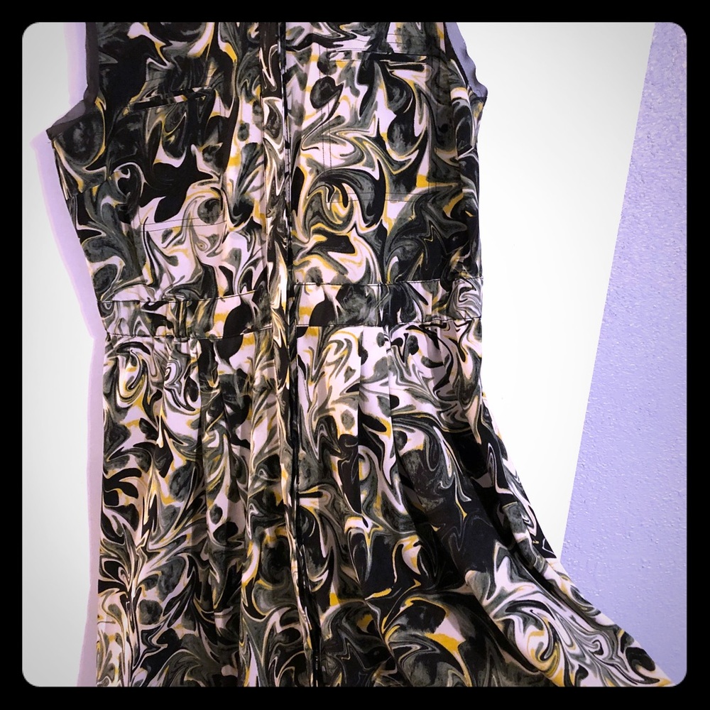 Multi color Vera Wang button up dress